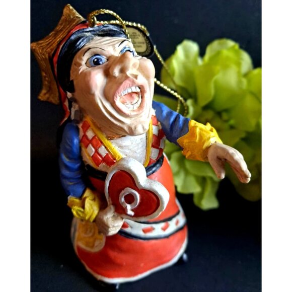 3D Alice in Wonderland Christmas Ornaments | Smithsonian - Picture 6 of 8